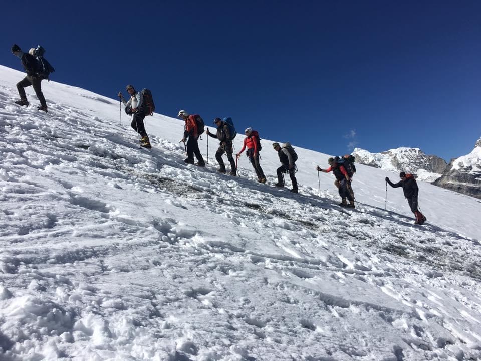 Trekking in Nepal Himalaya with Sherpa guide
