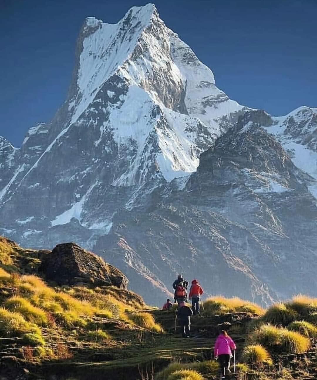 himalaya trek tour