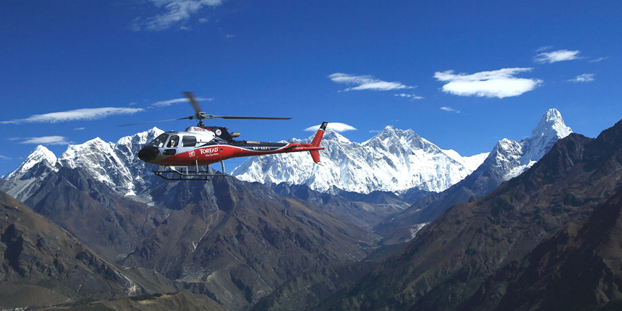 Helicopter in Nepal 
