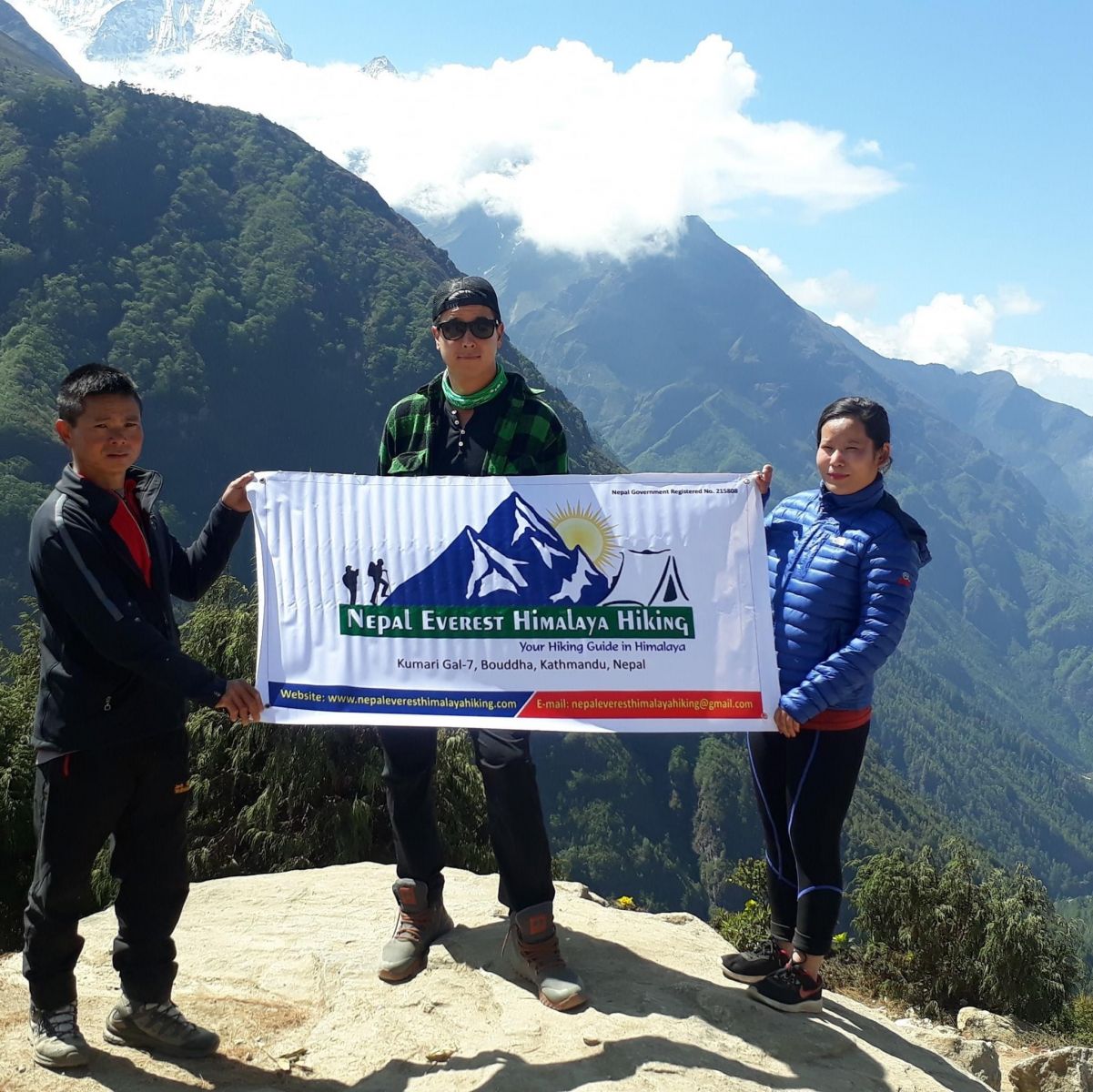 Nepal Trekking  Company: Nepal Everest Himalaya Hiking 